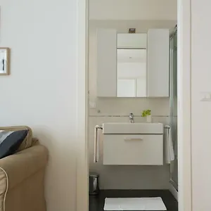 Housmart Nazario Sauro 15 Apartment